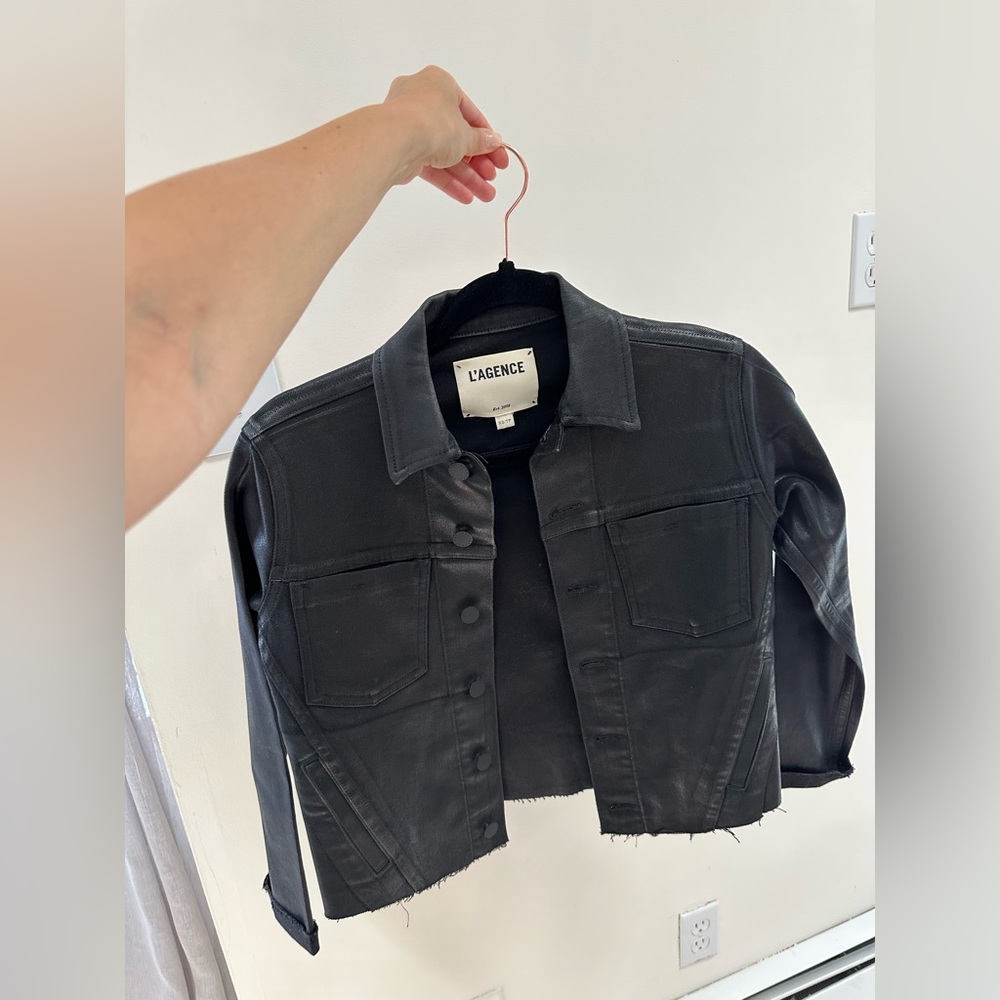 L’agence jacket